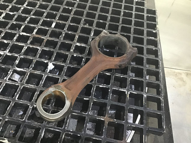 Liebherr Conrod - Двигатель и запчасти: фото 1 Liebherr Conrod - Двигатель и запчасти: фото 1