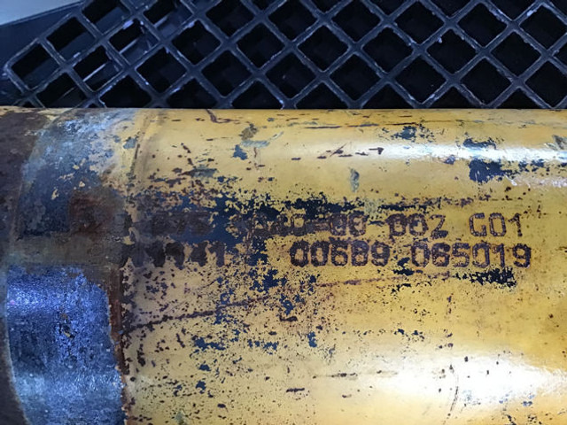 Гидравлический цилиндр Liebherr Cylinder: фото 11 Гидравлический цилиндр Liebherr Cylinder: фото 11