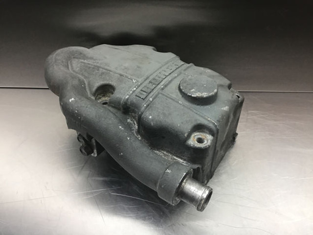 Liebherr Cylinderhead Cover - Блок цилиндров: фото 1 Liebherr Cylinderhead Cover - Блок цилиндров: фото 1