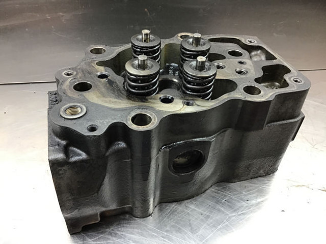 Liebherr Cylinderhead - Блок цилиндров: фото 1 Liebherr Cylinderhead - Блок цилиндров: фото 1