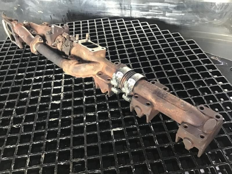 Liebherr Exhaust Pipe - Выхлопная труба: фото 2 Liebherr Exhaust Pipe - Выхлопная труба: фото 2