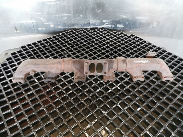 Liebherr Exhaust Pipe - Выхлопная труба: фото 2 Liebherr Exhaust Pipe - Выхлопная труба: фото 2