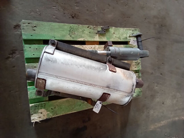 Liebherr Exhaust Silencer - Глушитель: фото 3 Liebherr Exhaust Silencer - Глушитель: фото 3
