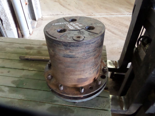 Liebherr Final Drive - Подвеска: фото 1 Liebherr Final Drive - Подвеска: фото 1