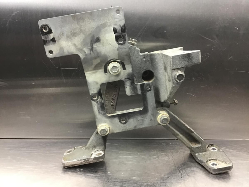 Liebherr Holder - Двигатель и запчасти: фото 1 Liebherr Holder - Двигатель и запчасти: фото 1