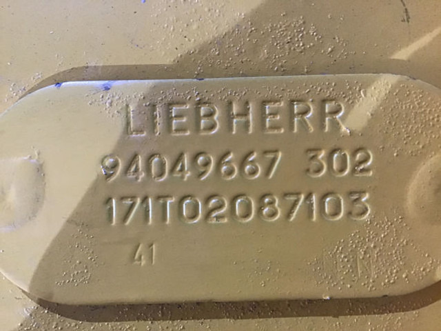 Liebherr Hydraulic Tank - Бак для гидравлической жидкости: фото 3 Liebherr Hydraulic Tank - Бак для гидравлической жидкости: фото 3