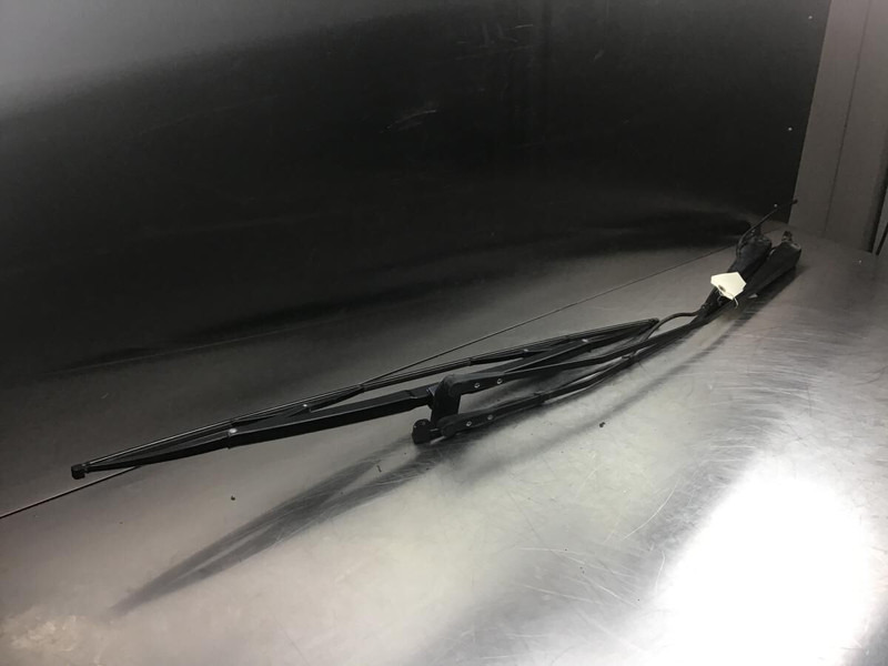 Liebherr L528 - Щетка стеклоочистителя: фото 2 Liebherr L528 - Щетка стеклоочистителя: фото 2