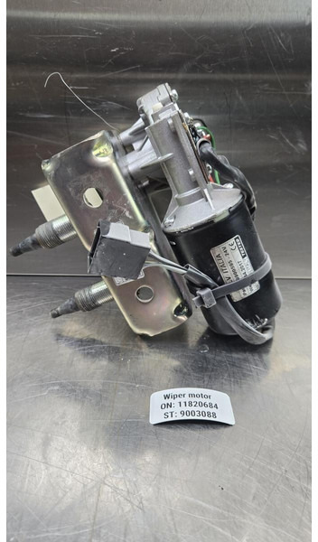 Liebherr PR766 - Щетка стеклоочистителя: фото 1 Liebherr PR766 - Щетка стеклоочистителя: фото 1