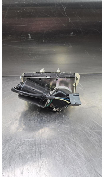 Liebherr PR766 - Щетка стеклоочистителя: фото 1 Liebherr PR766 - Щетка стеклоочистителя: фото 1