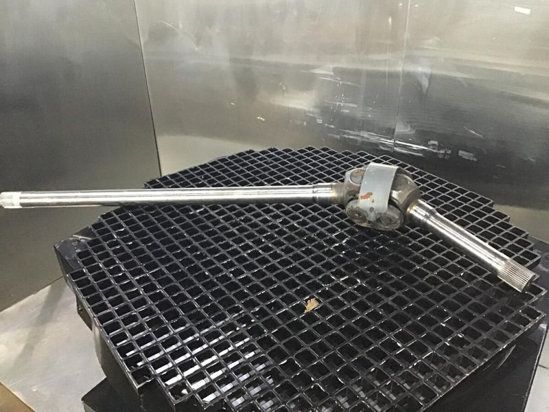 Liebherr Propellor Shaft - Приводный вал: фото 2 Liebherr Propellor Shaft - Приводный вал: фото 2