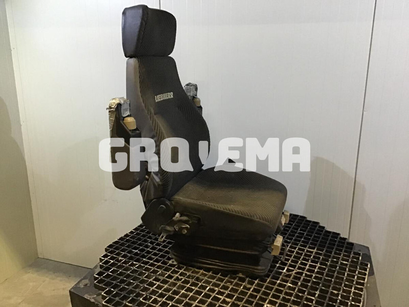 Liebherr R914STD / R914HDSL / R914B - Сиденье: фото 2 Liebherr R914STD / R914HDSL / R914B - Сиденье: фото 2