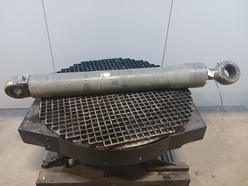 Liebherr R922 LC / R922 NLC / R922 SLC / R922 XLC - Гидравлический цилиндр: фото 1 Liebherr R922 LC / R922 NLC / R922 SLC / R922 XLC - Гидравлический цилиндр: фото 1