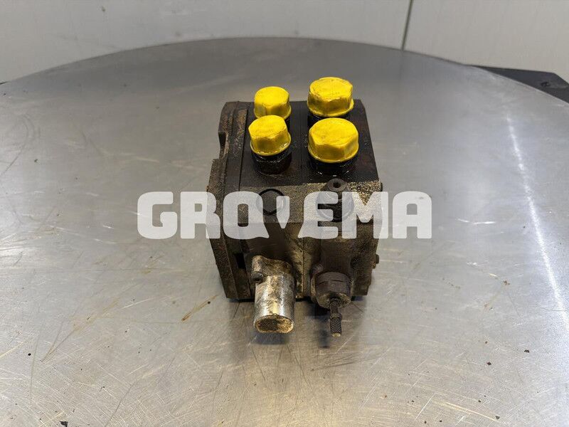 Liebherr R922 / R926 K-LC / R946 LC / R946 LC-V / R946 NLC / R922 Li / R922 LC / R922 ENGINE LIEBHERR / R926 LC / R920 / R920 LC / R920 N - Гидравлика: фото 2 Liebherr R922 / R926 K-LC / R946 LC / R946 LC-V / R946 NLC / R922 Li / R922 LC / R922 ENGINE LIEBHERR / R926 LC / R920 / R920 LC / R920 N - Гидравлика: фото 2