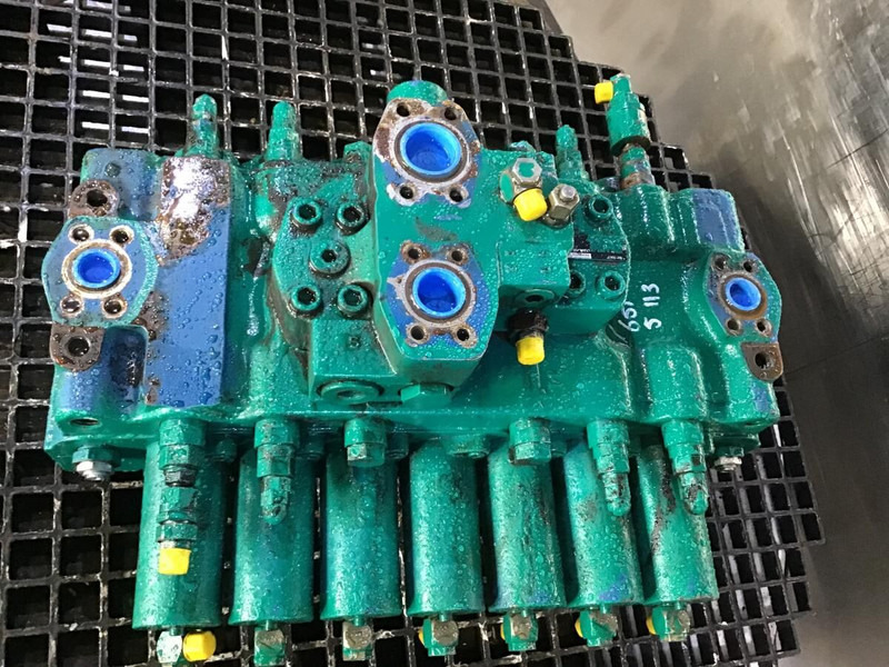 Liebherr R934 / R934B / R944B - Гидравлика: фото 1 Liebherr R934 / R934B / R944B - Гидравлика: фото 1