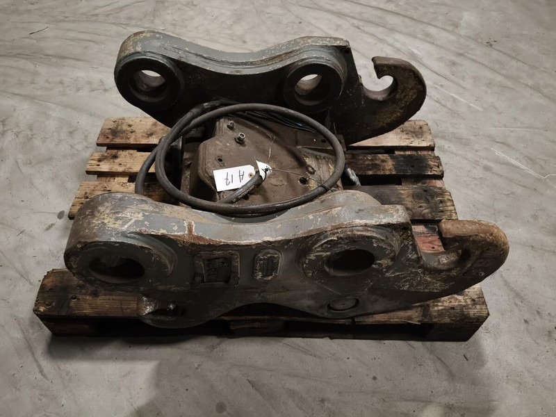 Liebherr SWA 66 - Сцепное устройство: фото 1 Liebherr SWA 66 - Сцепное устройство: фото 1