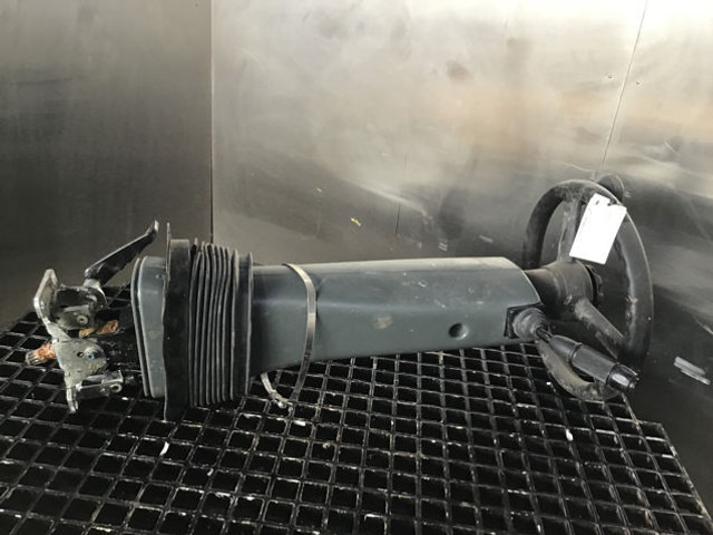 Liebherr Steering Column - Рулевая колонка: фото 2 Liebherr Steering Column - Рулевая колонка: фото 2