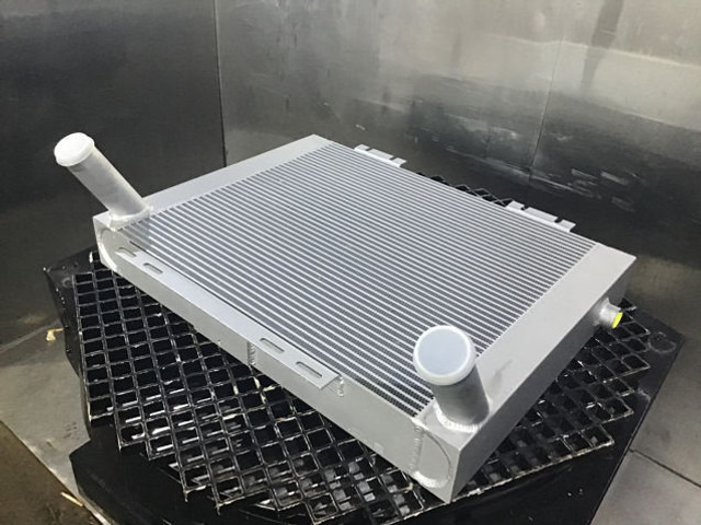 Liebherr Watercooler - Интеркулер: фото 1 Liebherr Watercooler - Интеркулер: фото 1