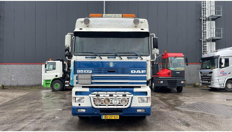 DAF TE47XS Manual HOLLAND TRUCK - Тягач: фото 3 DAF TE47XS Manual HOLLAND TRUCK - Тягач: фото 3