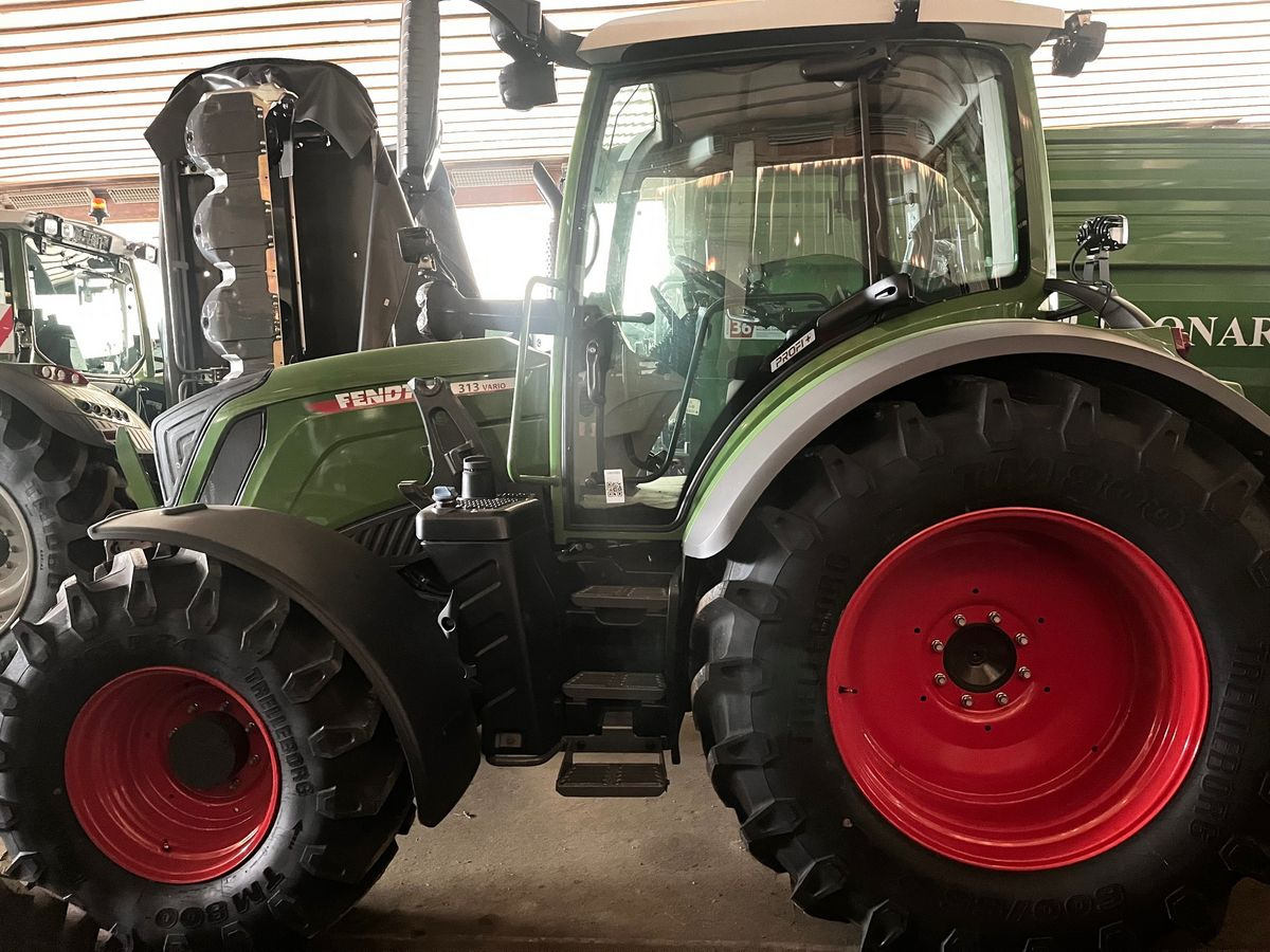 Fendt 313 Vario Profi+ - Трактор: фото 2 Fendt 313 Vario Profi+ - Трактор: фото 2