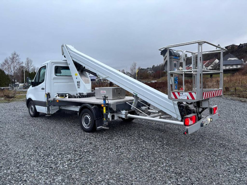 Mercedes-Benz Dino 230VTH - Грузовик с подъемником: фото 3 Mercedes-Benz Dino 230VTH - Грузовик с подъемником: фото 3