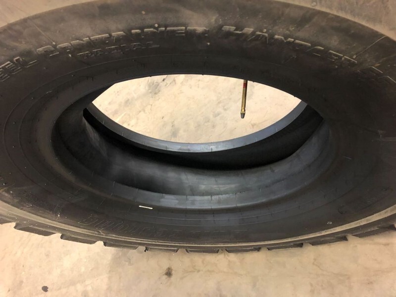 Bridgestone 14.00 R24 - Шина: фото 4 Bridgestone 14.00 R24 - Шина: фото 4