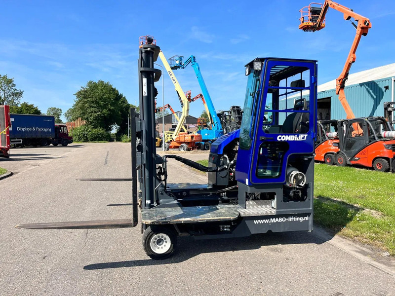 Combilift C4000 4 WAY FORKLIFT - Четырехсторонний погрузчик: фото 5 Combilift C4000 4 WAY FORKLIFT - Четырехсторонний погрузчик: фото 5