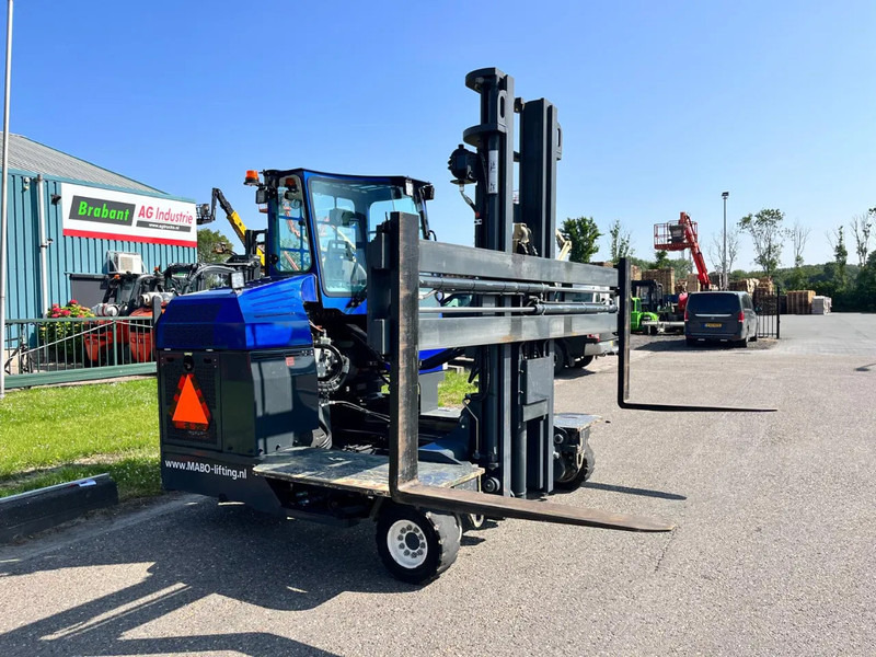 Combilift C4000 4 WAY FORKLIFT - Четырехсторонний погрузчик: фото 2 Combilift C4000 4 WAY FORKLIFT - Четырехсторонний погрузчик: фото 2