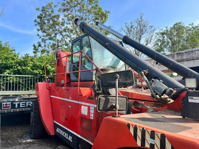 Terex Fantuzzi CS45KM FOR PARTS - Ричстакер: фото 4 Terex Fantuzzi CS45KM FOR PARTS - Ричстакер: фото 4