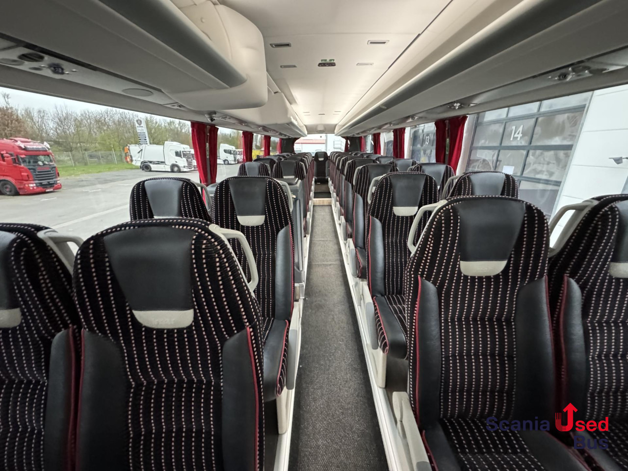 SCANIA Irizar I6S HDH 13.2m - 55+1+1 - Туристический автобус: фото 2 SCANIA Irizar I6S HDH 13.2m - 55+1+1 - Туристический автобус: фото 2