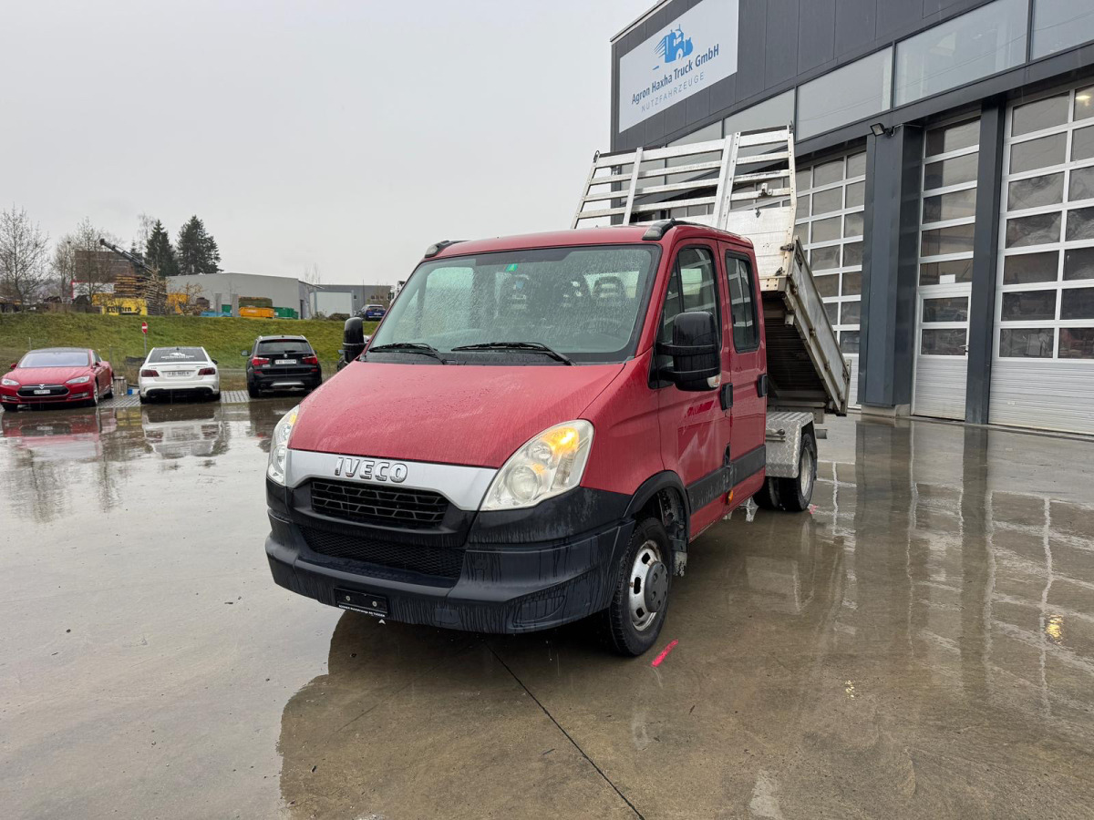 IVECO 35C15 Daily 4x2 - Малотоннажный самосвал, Грузопассажирский фургон: фото 1 IVECO 35C15 Daily 4x2 - Малотоннажный самосвал, Грузопассажирский фургон: фото 1