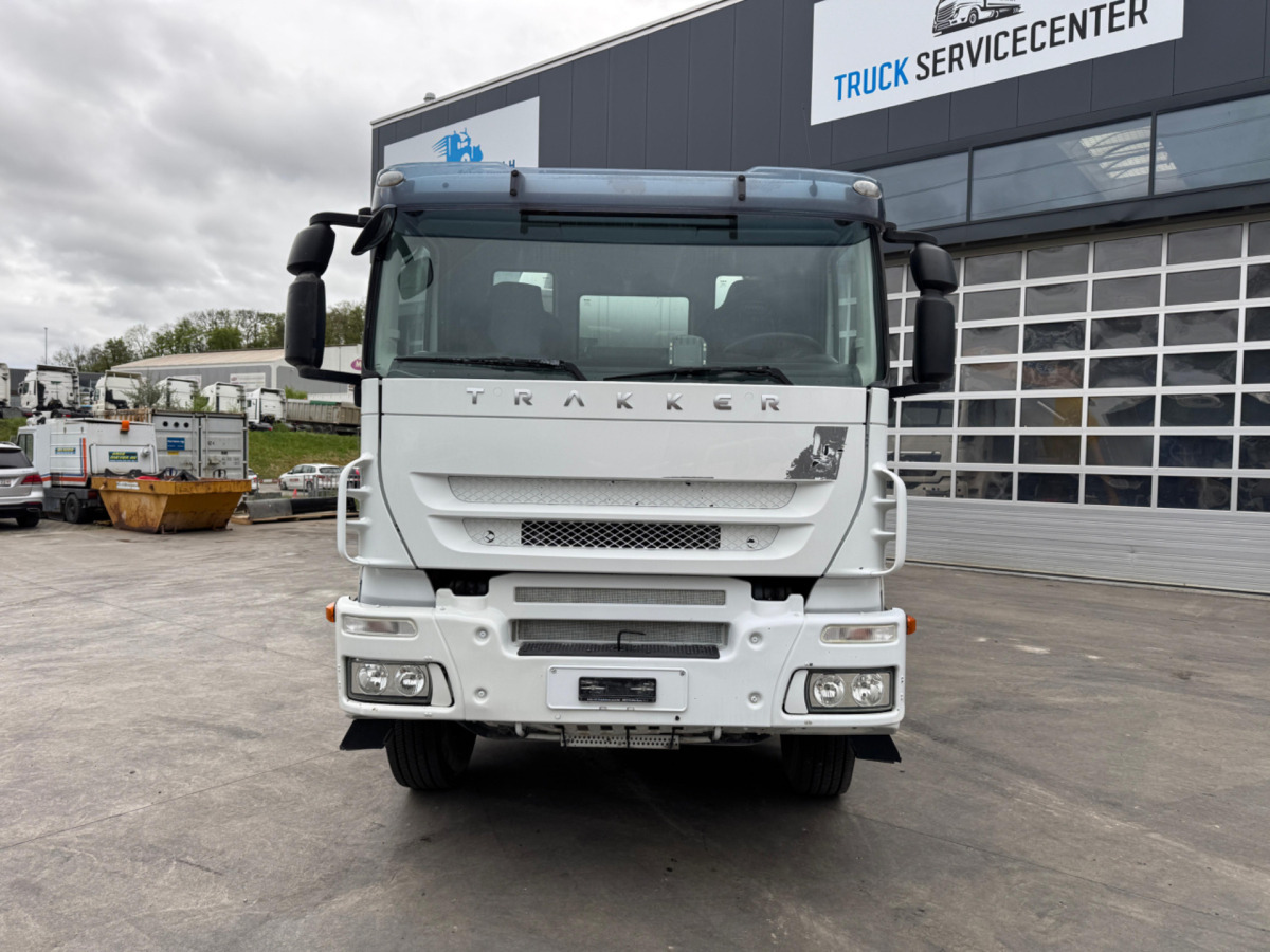 IVECO Trakker 450 8x4 (Liebherr 9m3 2018) - Автобетоносмеситель: фото 2 IVECO Trakker 450 8x4 (Liebherr 9m3 2018) - Автобетоносмеситель: фото 2
