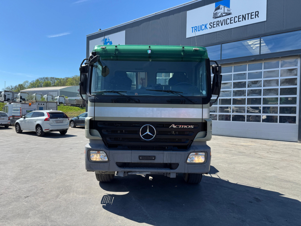 MERCEDES Actros 3244 8x4 Hiab 26T AHK - Крюковой мультилифт: фото 4 MERCEDES Actros 3244 8x4 Hiab 26T AHK - Крюковой мультилифт: фото 4