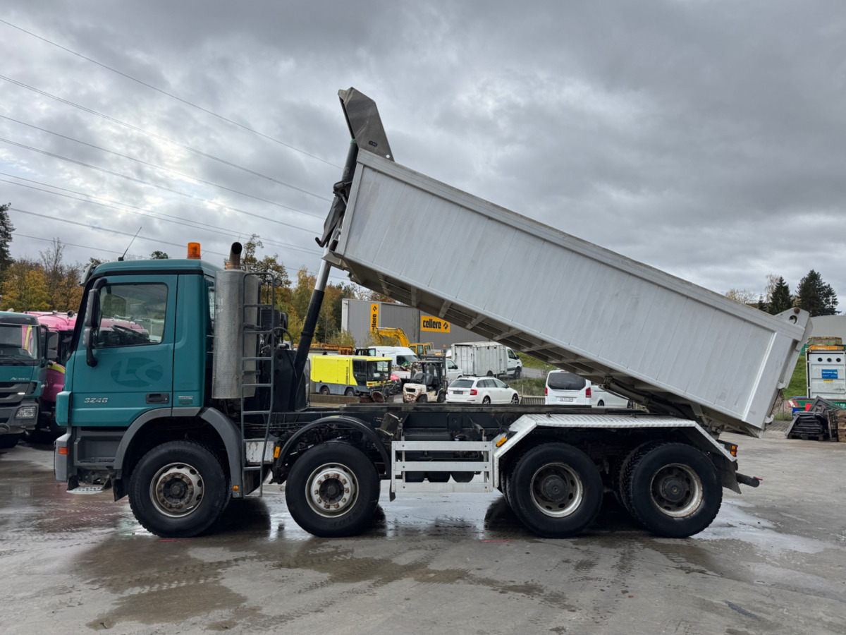 MERCEDES Actros 3248 8x4 Rückwärtskipper - Самосвал: фото 2 MERCEDES Actros 3248 8x4 Rückwärtskipper - Самосвал: фото 2