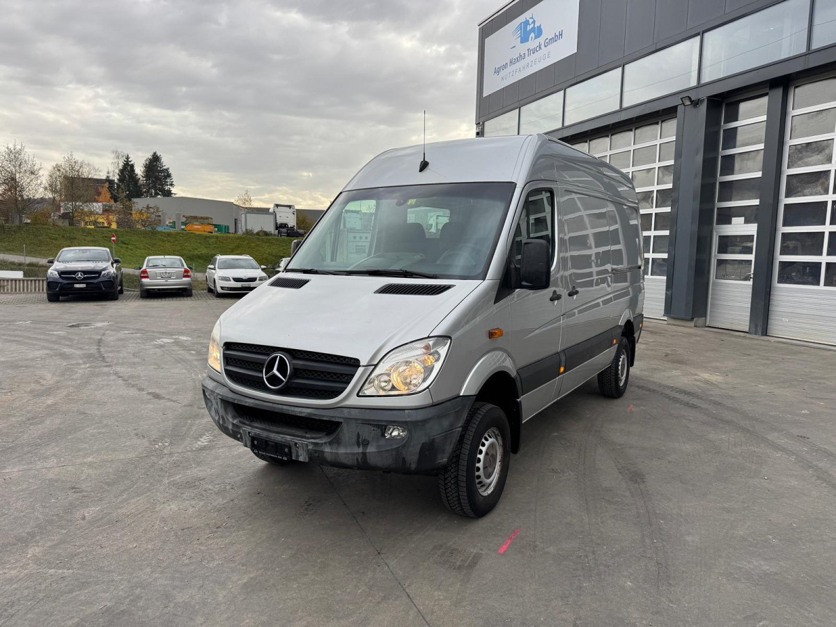 MERCEDES Sprinter 316CDI 4x4 - Цельнометаллический фургон: фото 1 MERCEDES Sprinter 316CDI 4x4 - Цельнометаллический фургон: фото 1