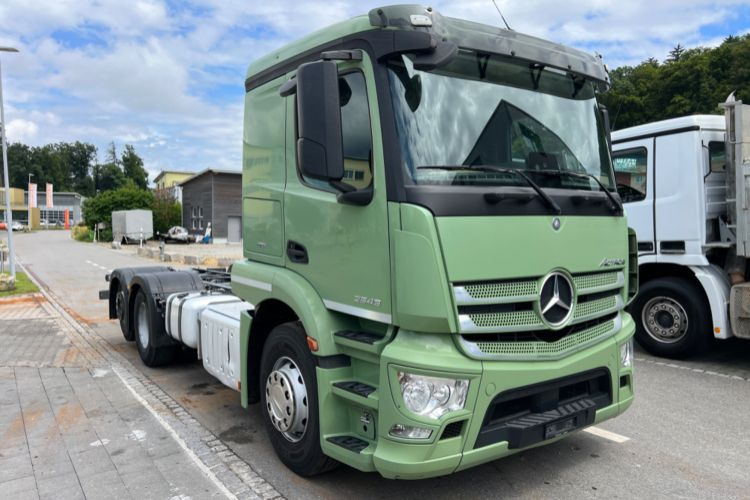 Mercedes-Benz Actros 2543 6x2 - Грузовик-шасси: фото 4 Mercedes-Benz Actros 2543 6x2 - Грузовик-шасси: фото 4
