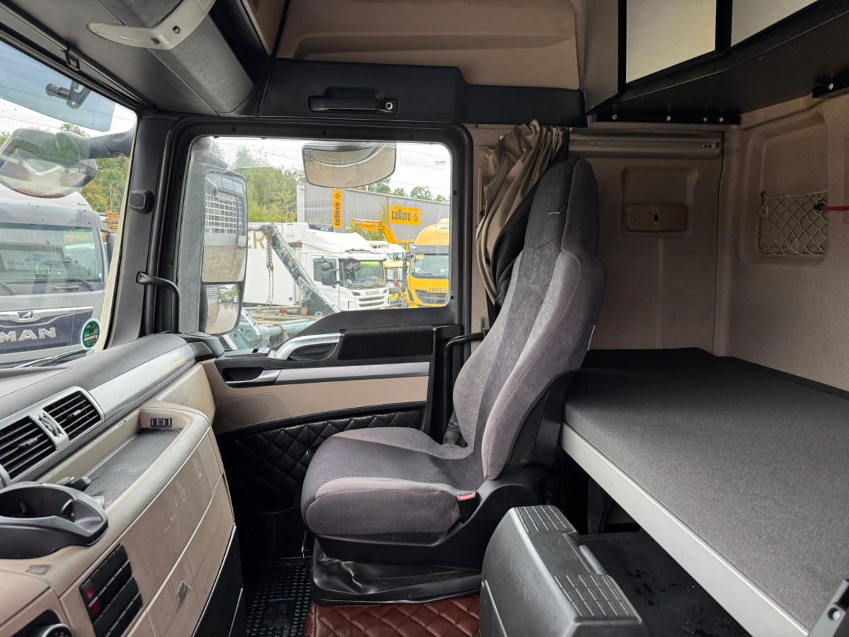 Тягач MAN TGX 18.460 GHH Kompressor: фото 11 Тягач MAN TGX 18.460 GHH Kompressor: фото 11