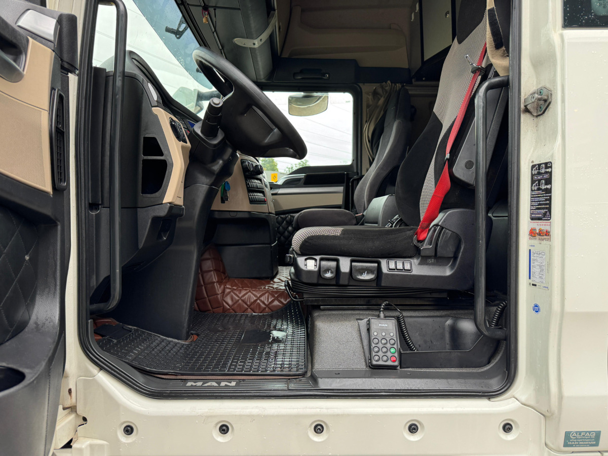 Тягач MAN TGX 18.460 GHH Kompressor: фото 9 Тягач MAN TGX 18.460 GHH Kompressor: фото 9