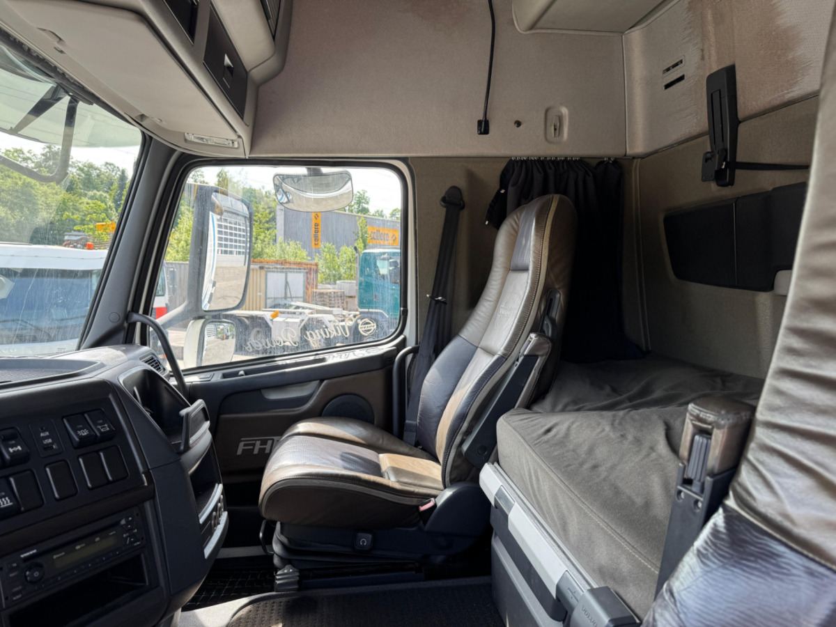 Тягач VOLVO FH16-750 6x2: фото 13