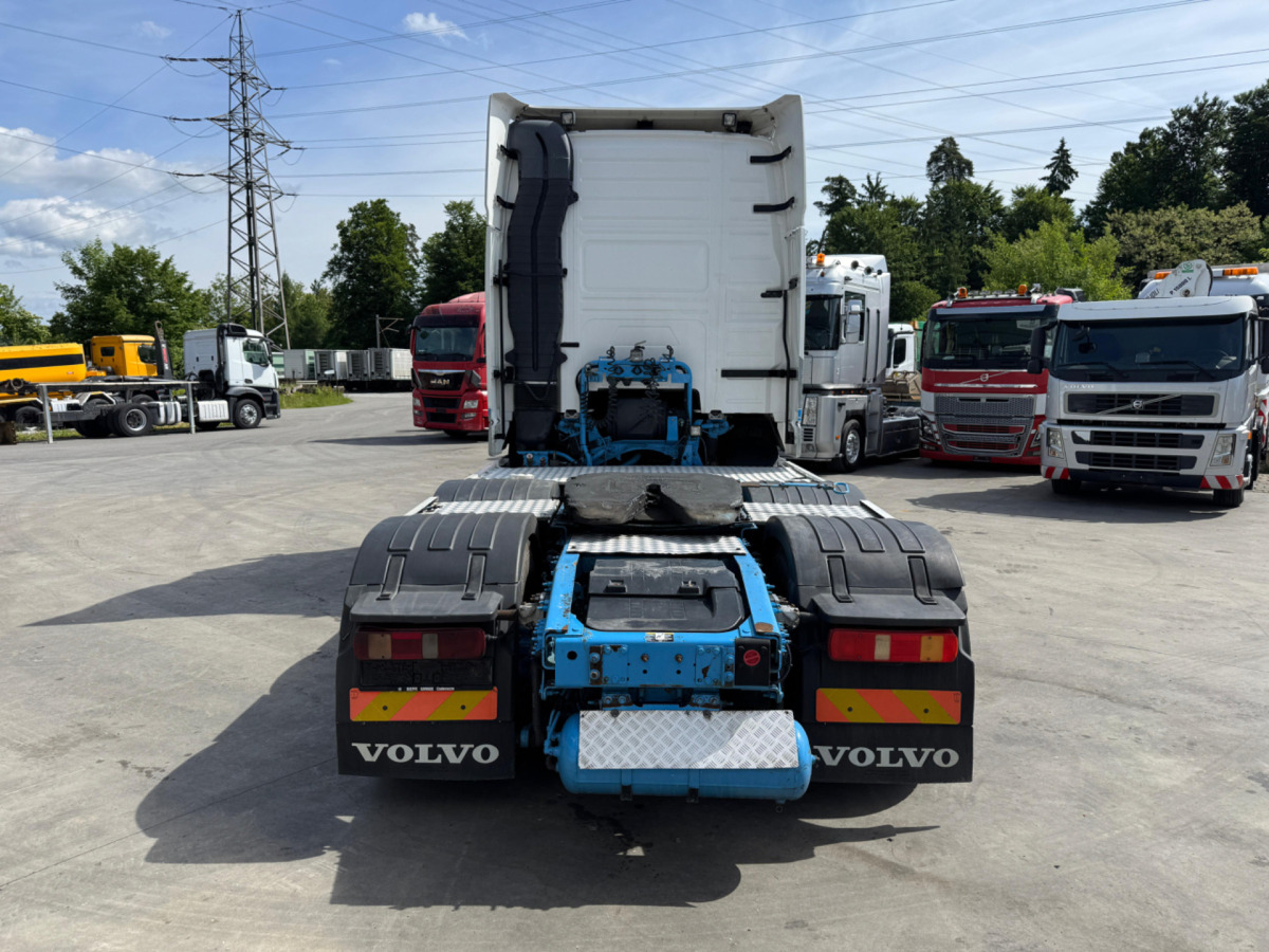 Тягач VOLVO FH16-750 6x2: фото 15
