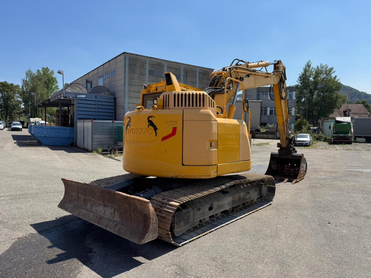VOLVO ECR145DL Oilquick - Гусеничный экскаватор: фото 4 VOLVO ECR145DL Oilquick - Гусеничный экскаватор: фото 4