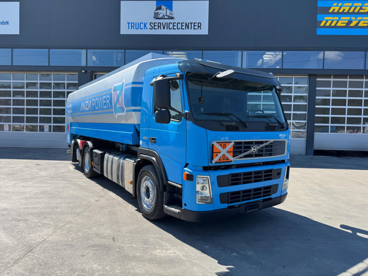 VOLVO FM-500 6x2 Tankwagen - Грузовик-цистерна: фото 2 VOLVO FM-500 6x2 Tankwagen - Грузовик-цистерна: фото 2