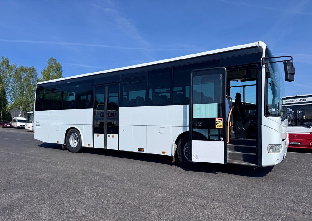 Irisbus KRÓTKI 10,5 metra /Crossway / 46 miejsc/ CENA: 89000zł netto - Другая техника: фото 1 Irisbus KRÓTKI 10,5 metra /Crossway / 46 miejsc/ CENA: 89000zł netto - Другая техника: фото 1
