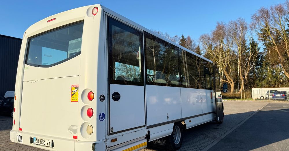 Iveco Aptineo / mała klima / 28 miejsc / winda / CENA: 67500 zł netto - Микроавтобус, Пассажирский фургон: фото 3 Iveco Aptineo / mała klima / 28 miejsc / winda / CENA: 67500 zł netto - Микроавтобус, Пассажирский фургон: фото 3
