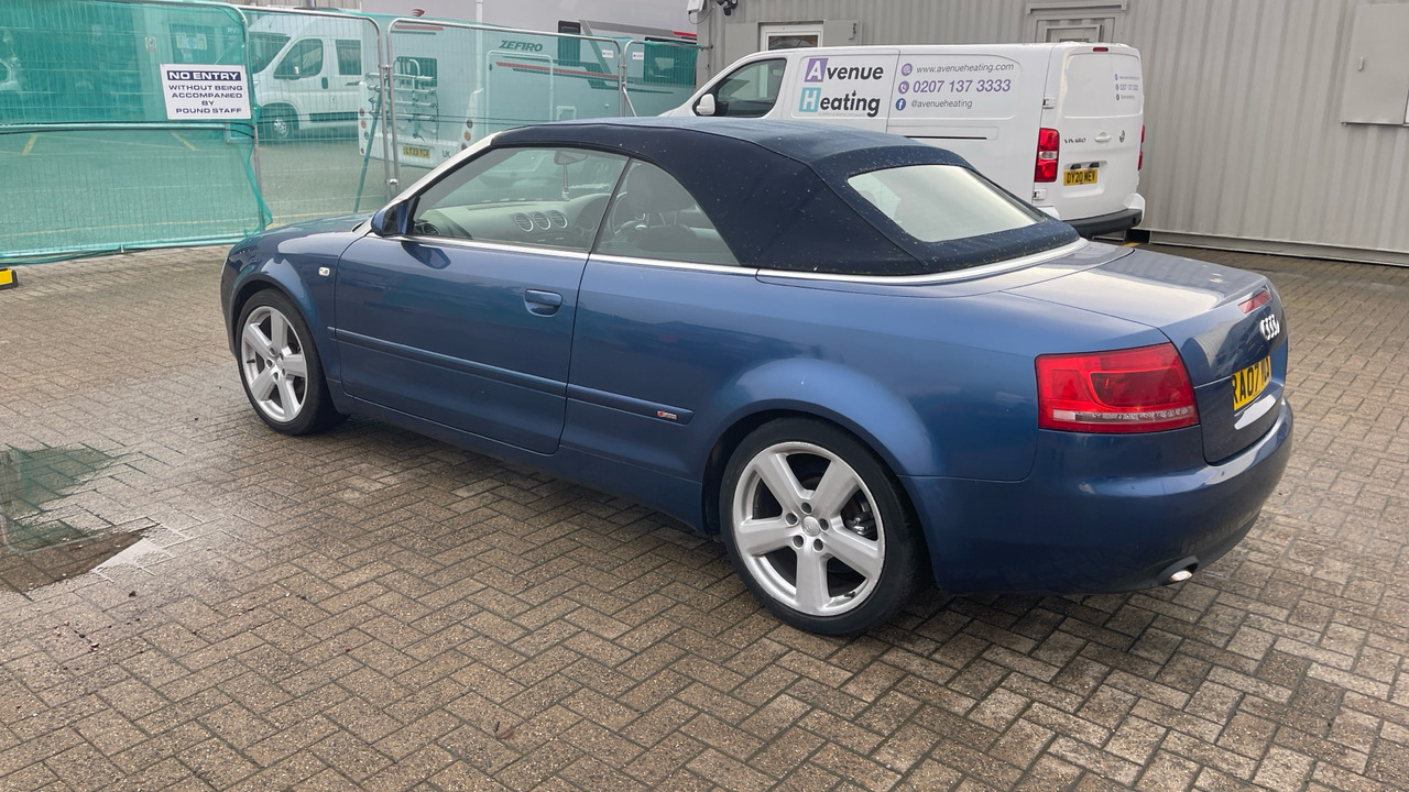 AUDI A4 2.0 TDI - Легковой автомобиль: фото 3 AUDI A4 2.0 TDI - Легковой автомобиль: фото 3