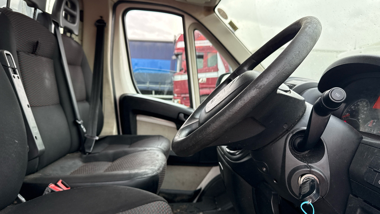 CITROEN RELAY 35 2.2 HDi 130ps - Малотоннажный самосвал: фото 5 CITROEN RELAY 35 2.2 HDi 130ps - Малотоннажный самосвал: фото 5