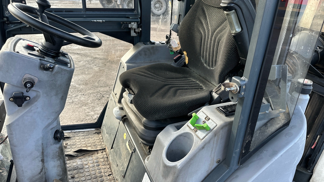 CITYMASTER 6001 - Подметально-уборочная машина: фото 5 CITYMASTER 6001 - Подметально-уборочная машина: фото 5