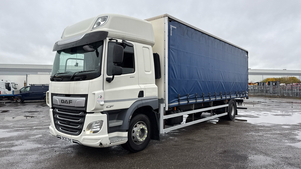 DAF CF 260 - Тентованный грузовик: фото 2 DAF CF 260 - Тентованный грузовик: фото 2