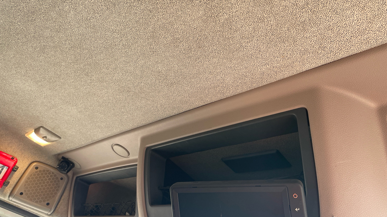 Грузовик бортовой/ Платформа DAF LF 180: фото 17