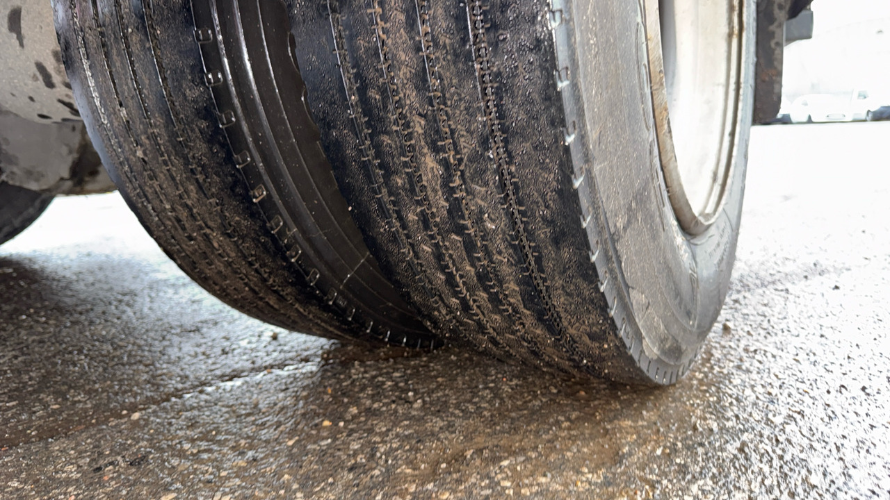 Тентованный грузовик DAF LF 180: фото 17