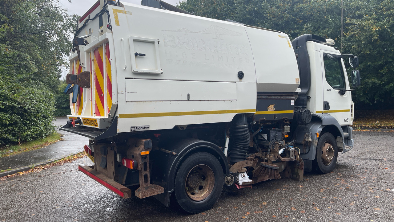 DAF LF 220 - Подметально-уборочная машина: фото 4 DAF LF 220 - Подметально-уборочная машина: фото 4